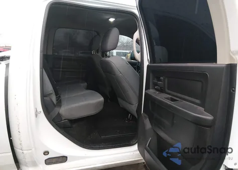 2014 Ram 2500 Tradesman из США, поврежденный, VIN 3C6UR5CL1EG320951